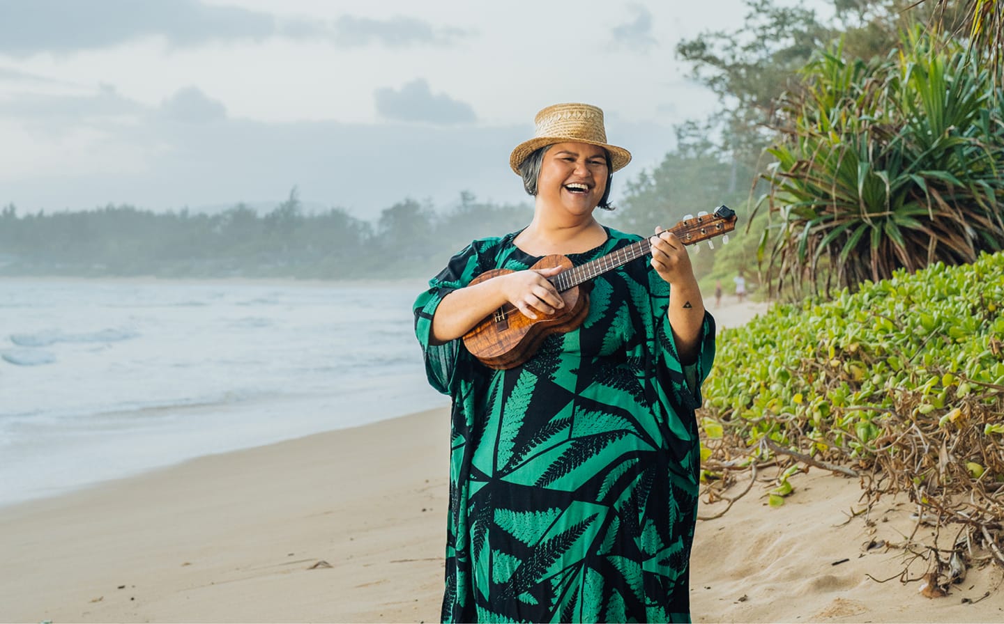 <small>Love in Action	</small></br>Die Musikerin Paula Fuga singt nicht nur von einer besseren Welt, sondern setzt sich mit Hilfe von Subaru Hawai‘i auch dafür ein. Bei der gemeinsamen Aktion „Love in Action“ besuchte Paula Fuga fünf Wohltätigkeits-Organisationen, stellte die Helfer vor und trommelte für Spenden. Subaru Hawai‘i verdoppelte den Beitrag der Spender für die fünf Organisationen bis zu einer Höhe von je 10.000 Dollar. „Erfolg verpflichtet, der Gemeinschaft auch etwas zurückzugeben“, sagt Paula Fuga.